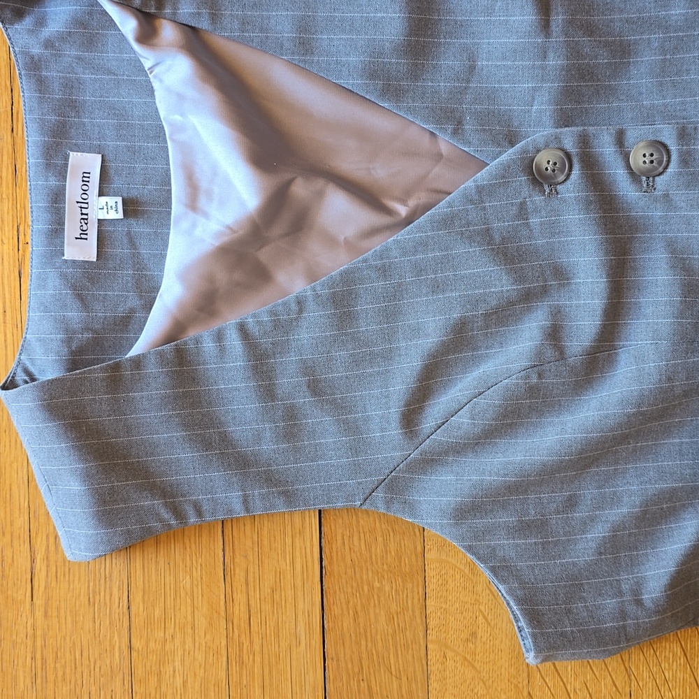 Heartloom, Light Gray Pinstripe Vest, EUC, Women's L - Picture 5 of 13